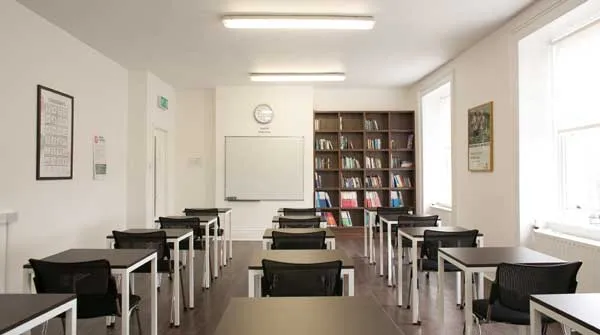 Atlas Language School, instalaciones en Dublín (7)